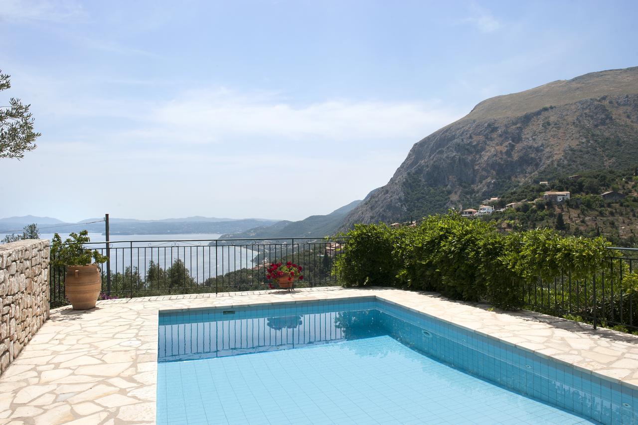 Villa Zeta Nisaki  Екстер'єр фото