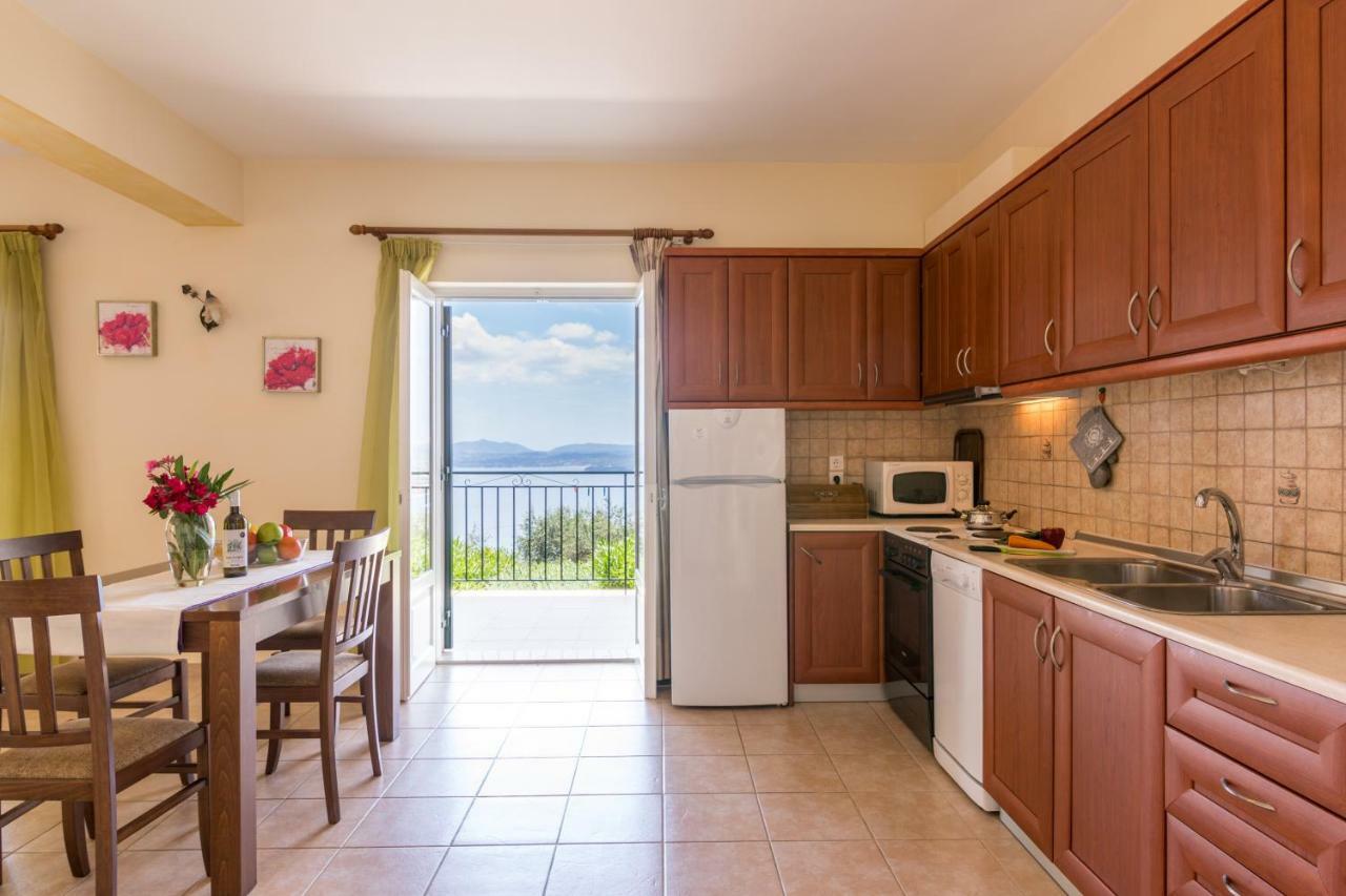 Villa Zeta Nisaki  Екстер'єр фото